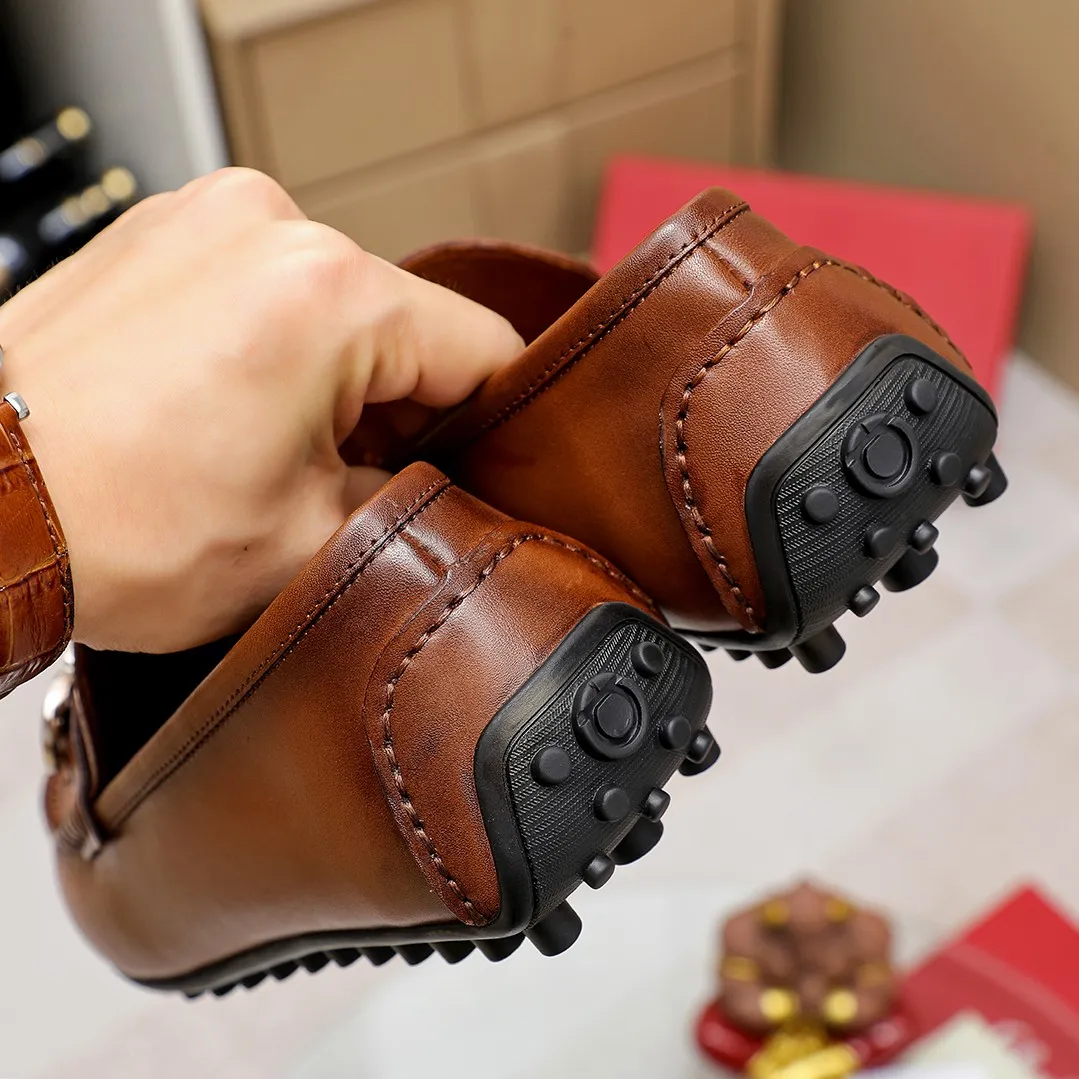 Men's shoes 💰360 🕷🕷【Ferragamo】Ferragamo Popular fashionable casual slip-on shoes🇨🇳Official website counter 1:1 production, original mold opening💯Good quality visible, imported high-end first-layer calfskin, luxurious pigskin lining🌿Very clear texture, high-quality waterproof, non-slip and wear-resistant outsole🎋High quality and low price, truly handmade🍓Color, code number 38-45